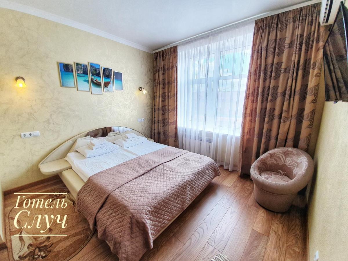 Hotel Sluch *