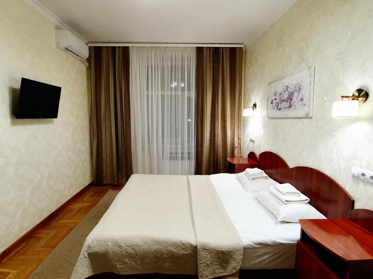 Sluch Hotel Starokostyantyniv